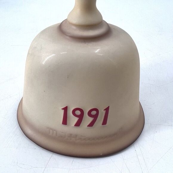 Hummel Goebel Favorite Pet 1991 Annual Bell 14th Edition HUM713 - Picture 5 of 8